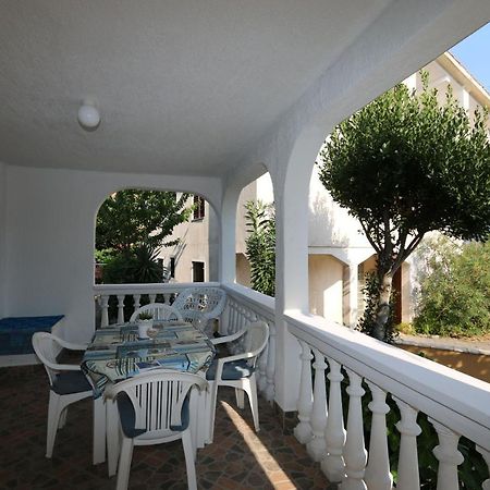 Apartments Nadenic سيلو المظهر الخارجي الصورة